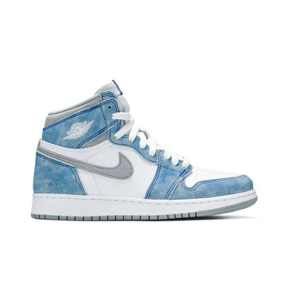 Nike Air Jordan 1 Retro High OG Hyper Royal Womens Blue and White Sneakers - Picture 2 of 8